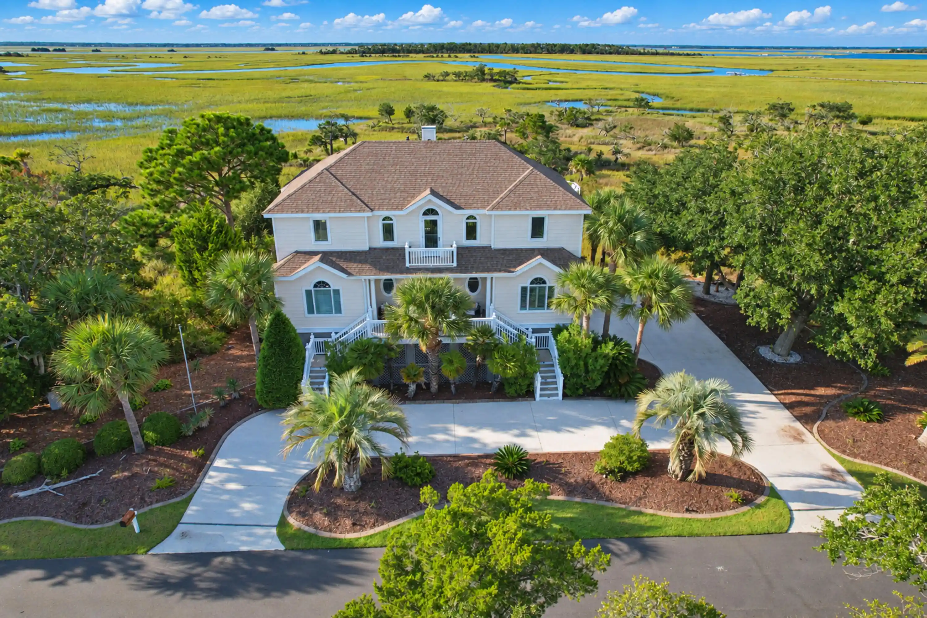 Single family home for sale at 21 Seagrass Ln, Isle of Palms, SC 29451 | MLS# 26028394