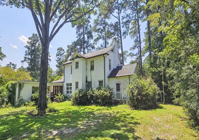 Photo 4 of Single family home for sale at 630 Pike St, Orangeburg, SC 29115 | MLS# 26023627 | Listing updated on 2026-10-03