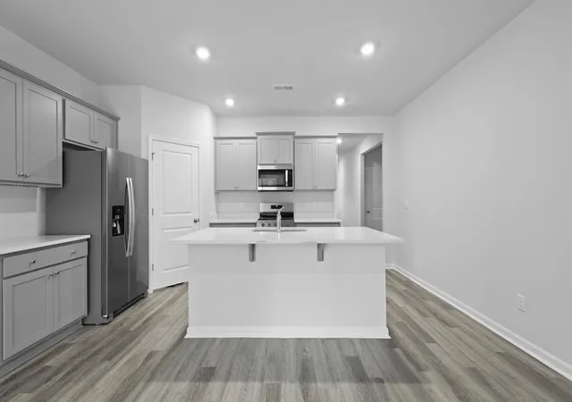 Photo 3 of Sale Pending at 8010 Ardbeg Cvs, Ravenel, SC 29470 | MLS# 26015133 | Listing updated on 2026-08-04