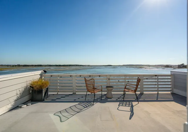 Photo 3 of Townhouse for sale at 1109 Studdingsail Ln, Charleston, SC 29412 | MLS# 25028534 | Listing updated on 2026-08-04