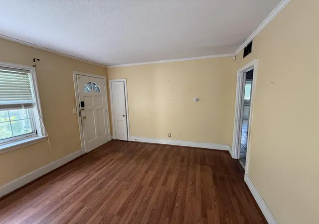 Photo 3 of Single family home for sale at 43 Oak Forest Dr, Charleston, SC 29407 | MLS# 26023004 | Listing updated on 2026-09-11