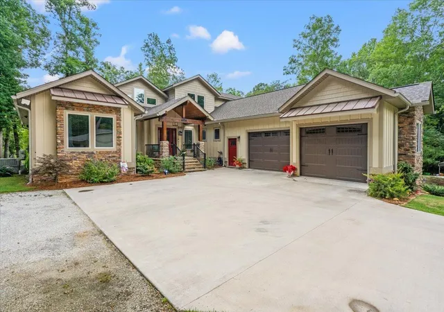 Homes for sale in Elloree, SC | 117 Hickory Landing Ct, Elloree, SC 29047 | MLS# 26015709