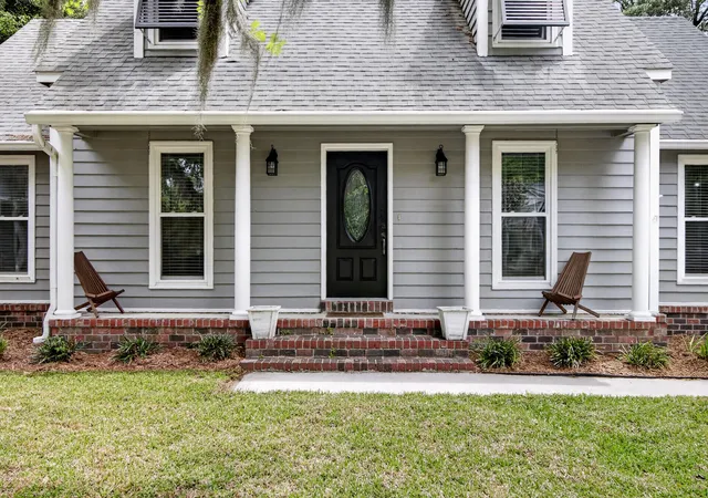 2nd image of 27 Westside Dr, Charleston, SC 29412 | MLS# 26022996