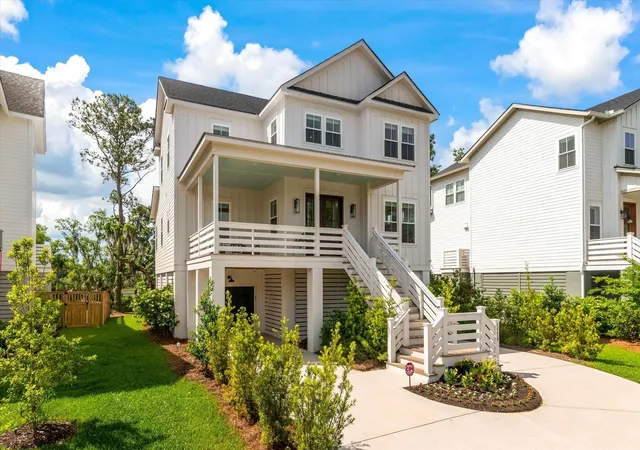 Photo 3 of Single family home for sale at 1574 Charming Nancy Rd, Charleston, SC 29412 | MLS# 26019683 | Listing updated on 2026-08-21
