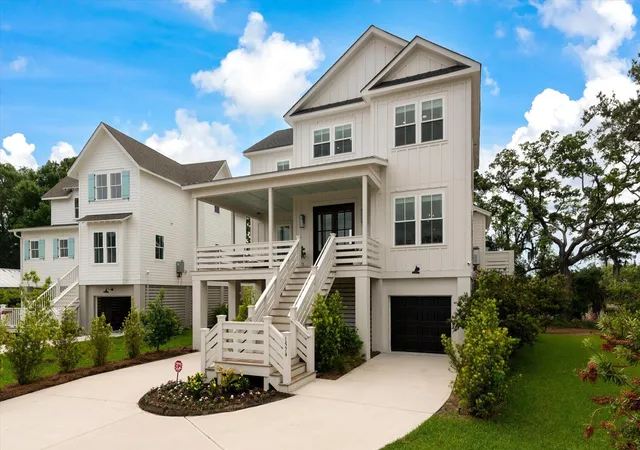 Photo 4 of Single family home for sale at 1574 Charming Nancy Rd, Charleston, SC 29412 | MLS# 26019683 | Listing updated on 2026-08-21