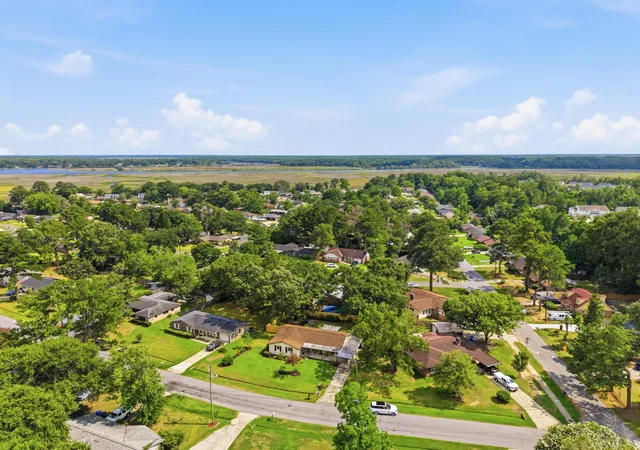 Homes for sale in North Charleston, SC | 7747 Ovaldale Dr, North Charleston, SC 29418 | MLS# 26019519