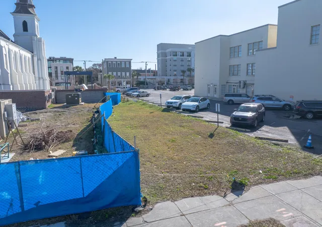 Photo 2 of Land for sale at 29 Henrietta St, Charleston, SC 29403 | MLS# 26000279 | Listing updated on 2026-06-02