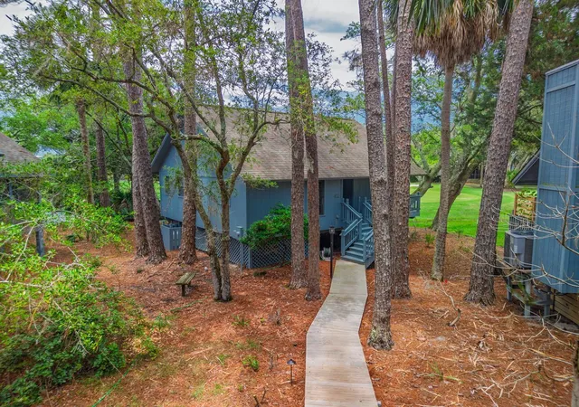 Photo 4 of Single family home for sale at 210 Sea Cloud Cir, Edisto Island, SC 29438 | MLS# 26016454 | Listing updated on 2026-08-19