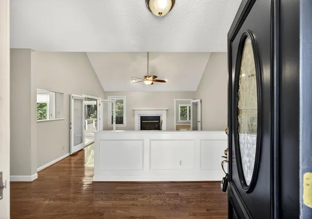 Photo 3 of Single family home for sale at 2171 Hunter Crk Dr, Charleston, SC 29414 | MLS# 26024613 | Listing updated on 2026-08-31