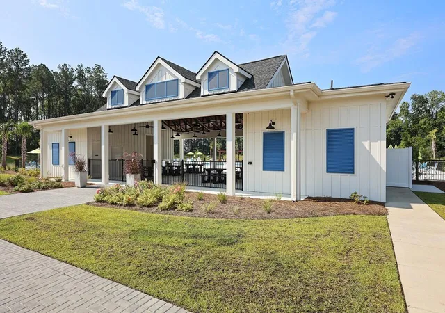 4th image of 706 Butterfly Ginger St, Moncks Corner, SC 29461 | MLS# 26016880