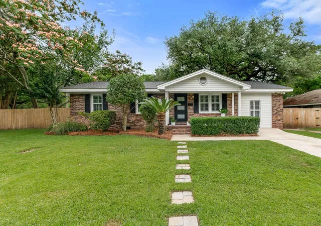 Photo 1 of Single family home for sale at 514 Mansfield St, Charleston, SC 29407 | MLS# 26017890 | Listing updated on 2026-08-31