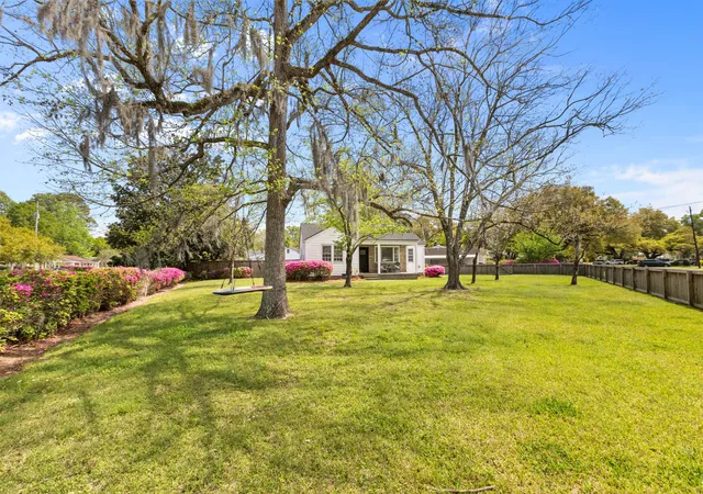 Photo 1 of Single family home for sale at 5252 Braddock Ave, North Charleston, SC 29405 | MLS# 26021708 | Listing updated on 2026-09-11