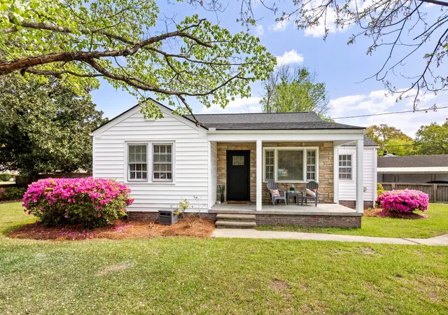 Photo 3 of Single family home for sale at 5252 Braddock Ave, North Charleston, SC 29405 | MLS# 26021708 | Listing updated on 2026-09-11
