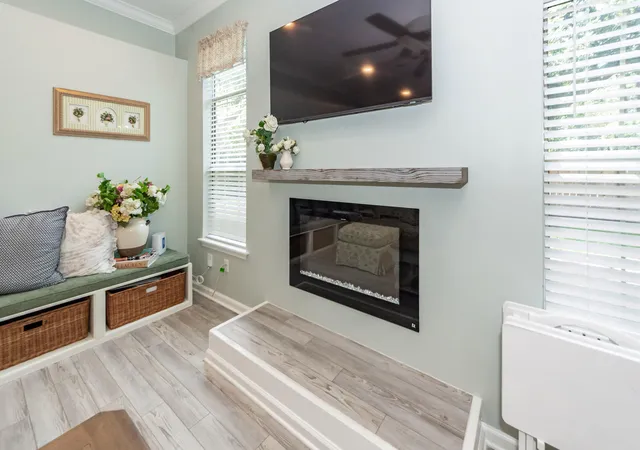 Photo 3 of Single family home for sale at 1231 Ctr Lake Dr, Mount Pleasant, SC 29464 | MLS# 26020634 | Listing updated on 2026-07-22