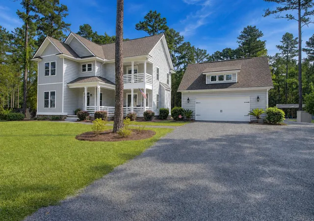 Photo 1 of Single family home for sale at 336 Mckennas Pl, Huger, SC 29450 | MLS# 26024362 | Listing updated on 2026-08-27