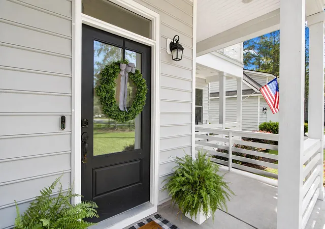 Photo 2 of Single family home for sale at 336 Mckennas Pl, Huger, SC 29450 | MLS# 26024362 | Listing updated on 2026-08-27