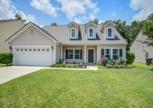 Homes for sale in Goose Creek, SC | 514 Mountain Laurel Cir, Goose Creek, SC 29445 | MLS# 26015653