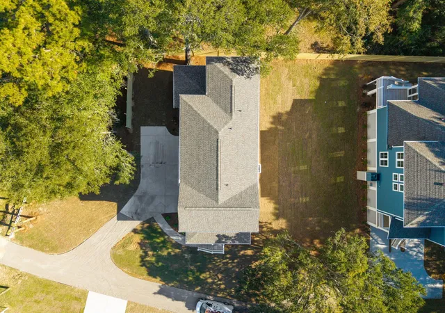 Homes for sale in Mount Pleasant, SC | 1129 Hamlin Rd, Mount Pleasant, SC 29466 | MLS# 26011984