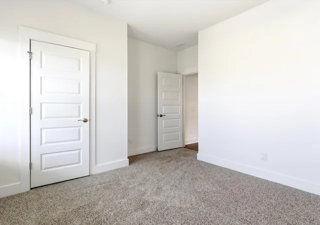 Photo 4 of Single family home for sale at 442 Radiant Blue Way, Summerville, SC 29486 | MLS# 26021607 | Listing updated on 2026-09-17