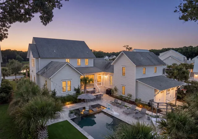 Photo 3 of Single family home for sale at 1863 Bolden Dr, Mount Pleasant, SC 29466 | MLS# 26020608 | Listing updated on 2026-09-18