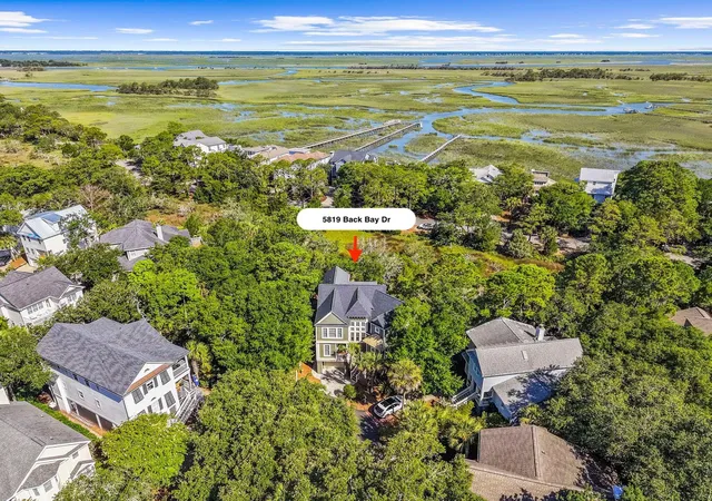Photo 4 of Single family home for sale at 5819 Back Bay Dr, Isle Of Palms, SC 29451 | MLS# 26020810 | Listing updated on 2026-10-07