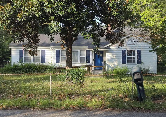 Photo 1 of Single family home for sale at 9 Kenilworth Ave, Sumter, SC 29150 | MLS# 26020591 | Listing updated on 2026-08-24