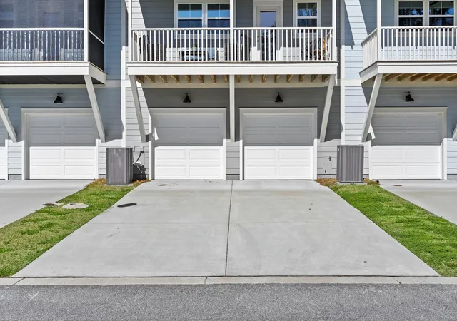 49th image of 635 N Laurel St, Summerville, SC 29483 | MLS# 26005638