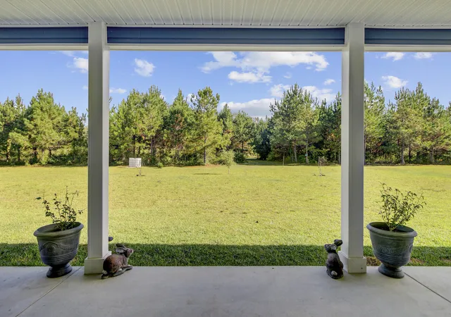 Homes for sale in Cottageville, SC | 442 Rhode Dr, Cottageville, SC 29435 | MLS# 25027544