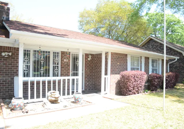 3rd image of 19 Lighthouse Dr, Goose Creek, SC 29445 | MLS# 26010381