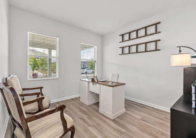 Photo 4 of Single family home for sale at 132 Eldridge St, Summerville, SC 29486 | MLS# 26015398 | Listing updated on 2026-10-14
