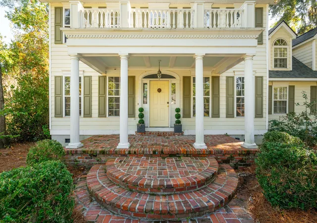 Photo 4 of Single family home for sale at 660 Ayers Dr, Charleston, SC 29412 | MLS# 26017195 | Listing updated on 2026-06-12