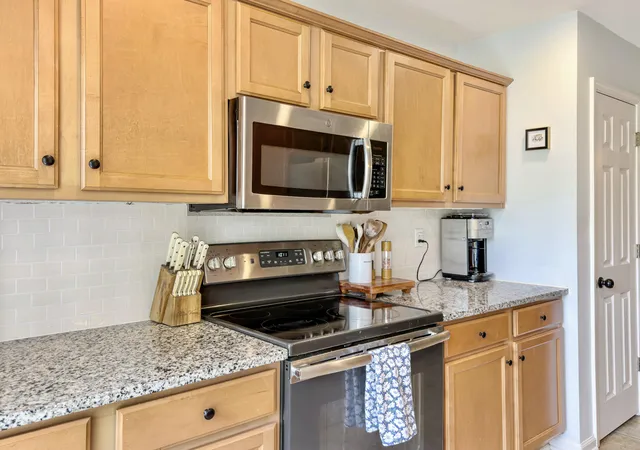 Photo 3 of Single family home for sale at 1137 Peninsula Cove Dr, Charleston, SC 29492 | MLS# 26024279 | Listing updated on 2026-09-03