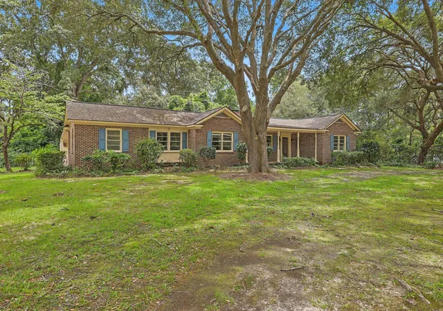 4th image of 1611 Bacons Bridge Rd, Summerville, SC 29485 | MLS# 26021077