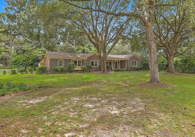 5th image of 1611 Bacons Bridge Rd, Summerville, SC 29485 | MLS# 26021077