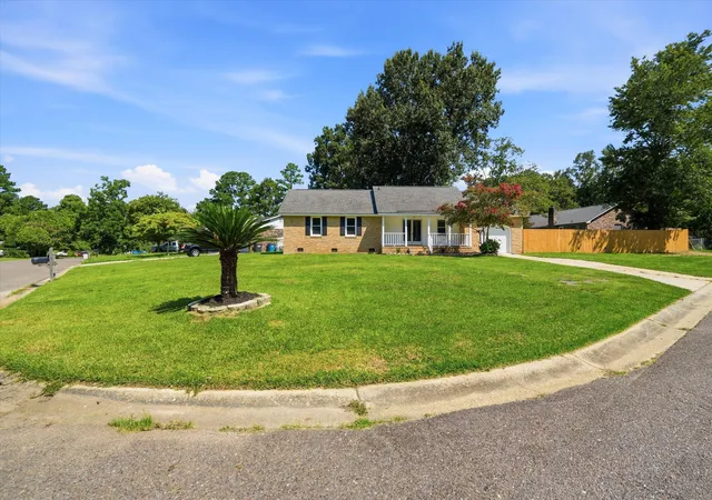 Photo 3 of Single family home for sale at 217 Vickie St, Ladson, SC 29456 | MLS# 26022912 | Listing updated on 2026-09-14