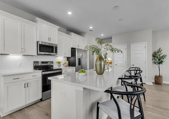 Photo 2 of Townhouse for sale at 4 Dahlberg St, Summerville, SC 29483 | MLS# 26024120 | Listing updated on 2026-08-27