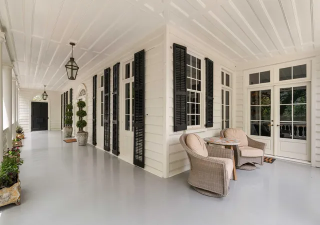 Homes for sale in Charleston, SC | 125 Tradd St, Charleston, SC 29401 | MLS# 26006932