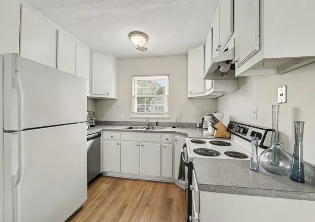 Photo 3 of Sale Pending at 874 Colony #B27, Charleston, SC 29407 | MLS# 26017532 | Listing updated on 2026-06-25