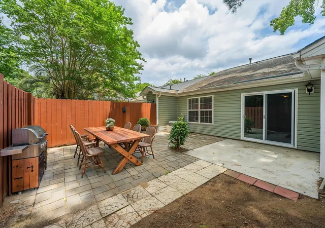 Photo 3 of Townhouse for sale at 1523 Blaze Ln, Charleston, SC 29412 | MLS# 26020450 | Listing updated on 2026-09-09