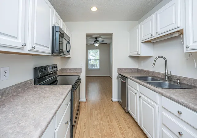 Photo 4 of Townhouse for sale at 1523 Blaze Ln, Charleston, SC 29412 | MLS# 26020450 | Listing updated on 2026-09-09