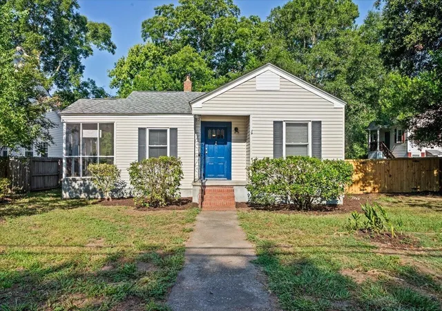 3rd image of 329 Riverland Dr, Charleston, SC 29412 | MLS# 26019933