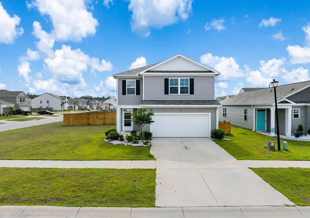 Photo 1 of Single family home for sale at 301 Bear Paw Ln, Summerville, SC 29486 | MLS# 26014341 | Listing updated on 2026-09-09