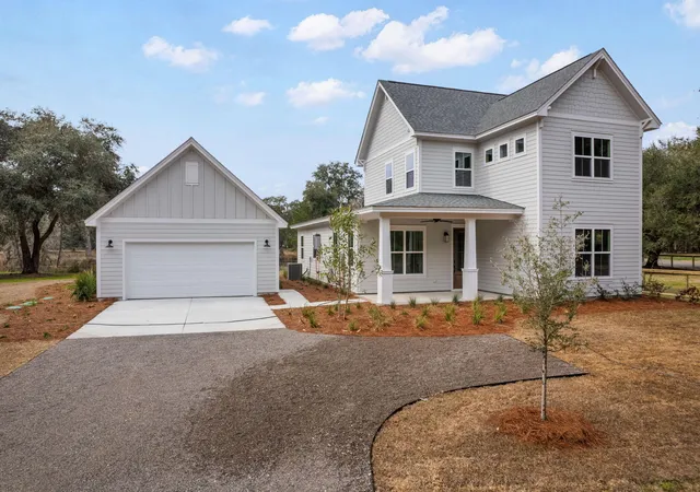 Photo 1 of Sale Pending at 2900 Lodge Berry Ln, Johns Island, SC 29455 | MLS# 26017457 | Listing updated on 2026-08-04