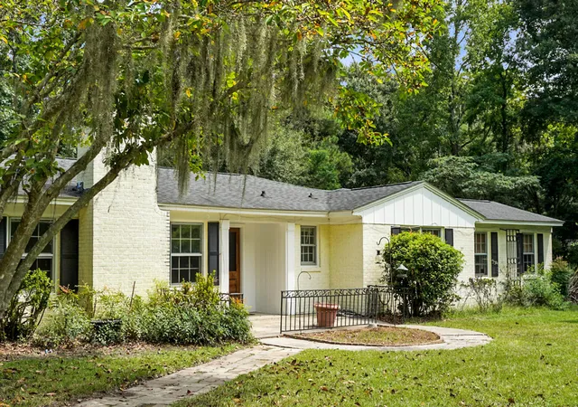 1st image of 2041 Old Fort Ave, Charleston, SC 29414 | MLS# 26023165