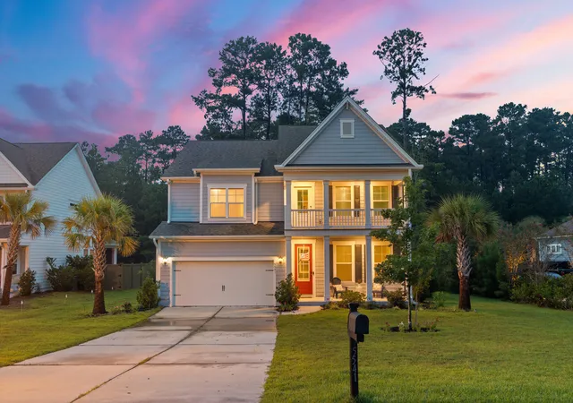 Photo 3 of Single family home for sale at 5541 Alpine Dr, Summerville, SC 29483 | MLS# 26022766 | Listing updated on 2026-08-10