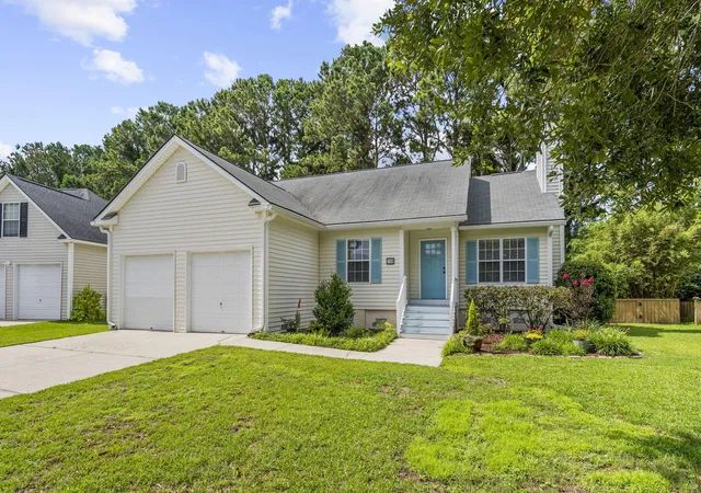 Photo 1 of Single family home for sale at 109 Sea Cotton Cir, Charleston, SC 29412 | MLS# 26018305 | Listing updated on 2026-07-09