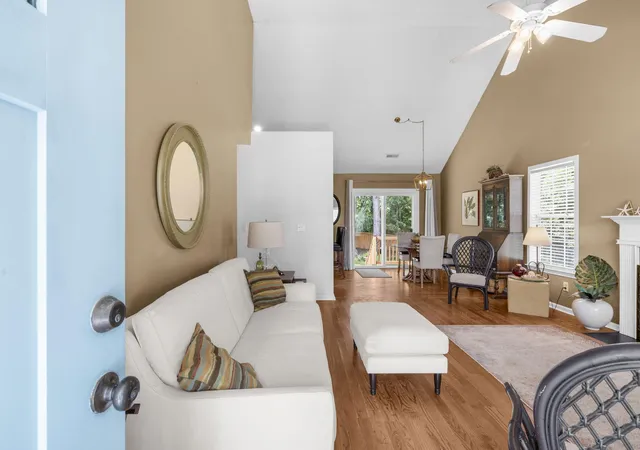 Photo 3 of Single family home for sale at 109 Sea Cotton Cir, Charleston, SC 29412 | MLS# 26018305 | Listing updated on 2026-07-09