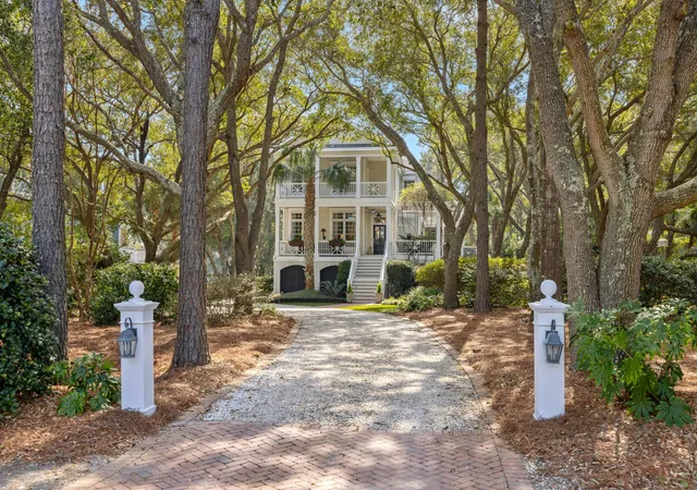 Photo 1 of Single family home for sale at 2863 Jasper Blvd, Sullivans Island, SC 29482 | MLS# 25005594 | Listing updated on 2026-08-31
