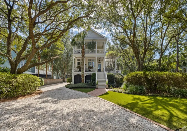 Photo 3 of Single family home for sale at 2863 Jasper Blvd, Sullivans Island, SC 29482 | MLS# 25005594 | Listing updated on 2026-08-31
