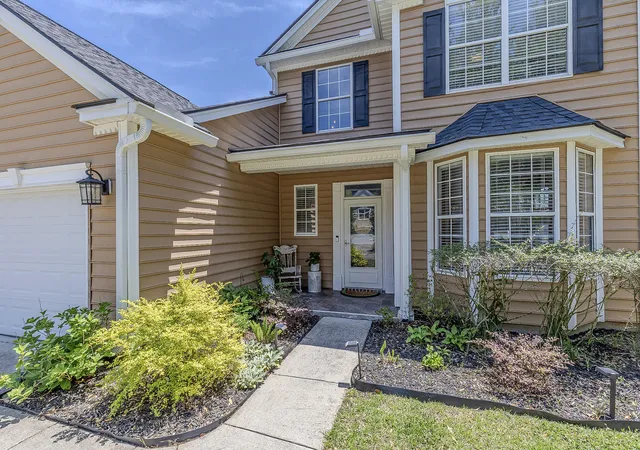 Homes for sale in Summerville, SC | 108 Back Tee Cir, Summerville, SC 29485 | MLS# 26012933